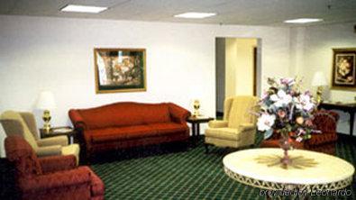 Collins Inn & Suites Εσωτερικό φωτογραφία